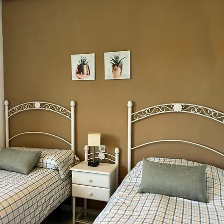 Gran Via Parque 7 Apartment *